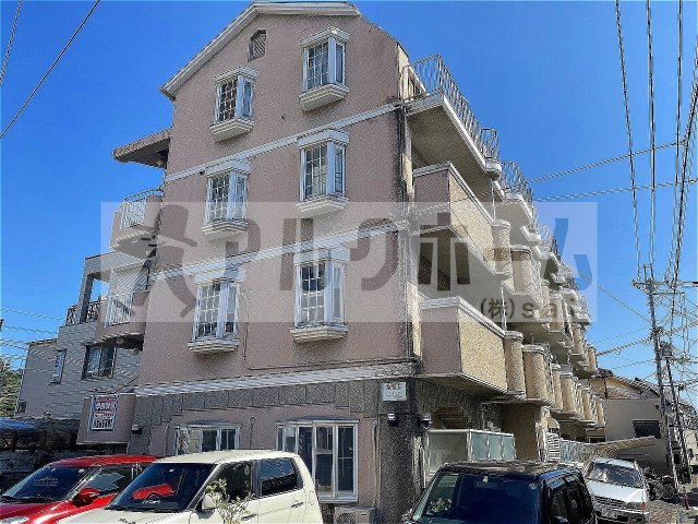 マンションパールの外観