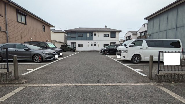 【駐車場】