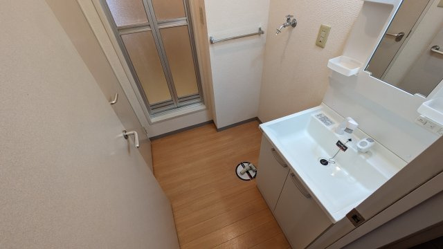 【洗面所】