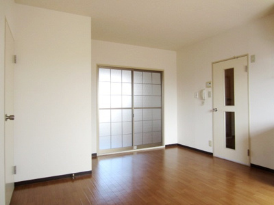 【居間・リビング】 | ガーデンタウン清水　Ｂ棟