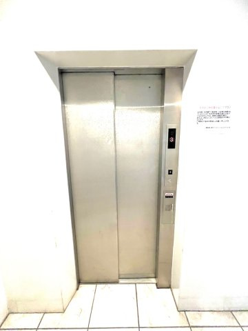 ファーストシーン両国レジデンスのその他共用部分|エレベーターは1基