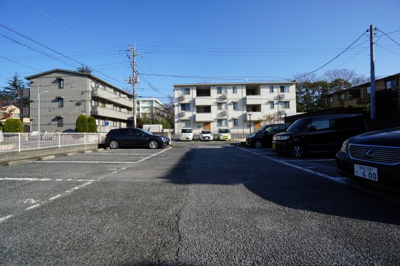 【駐車場】 | ラヴェニュE
