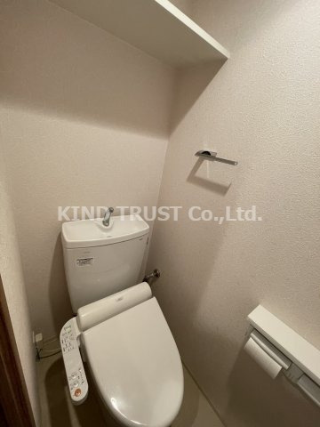 ロイヤルレジデンス梅田フロントのトイレ|清潔感のあるトイレです