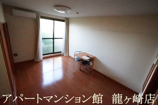 レオパレス慶の内装