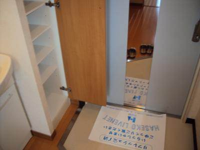 プロスペクト河原町五条の玄関|下駄箱