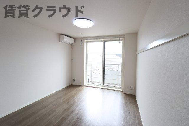 GRACIAの洋室|明るい洋室です