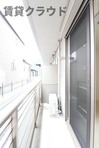 第2N．Sビルのバルコニー|バルコニー付きのしっかり光が取り込める洋室です！