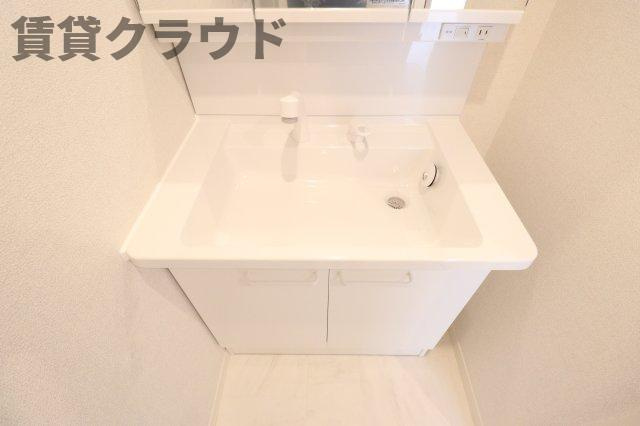 第2N．Sビルの洗面所|明るい洗面所です