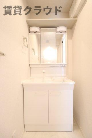 第2N．Sビルの洗面所|朝の準備に活躍する、洗髪洗面化粧台！