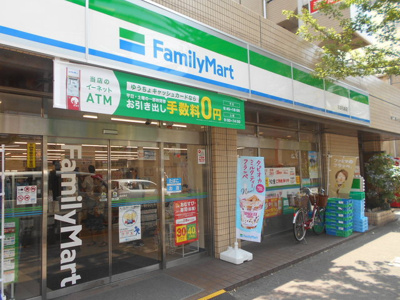ファミリーマート 杉並和泉店まで400ｍ
