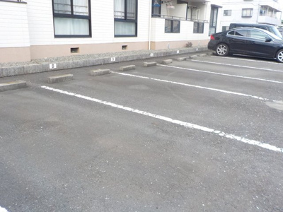 敷地内駐車場（要空き確認）