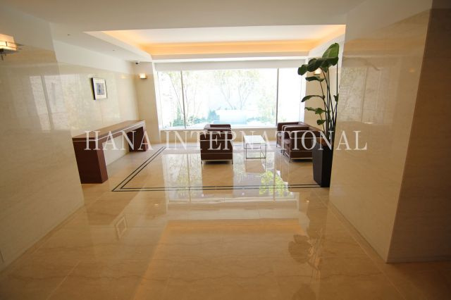 ソサエティ南行徳のロビー