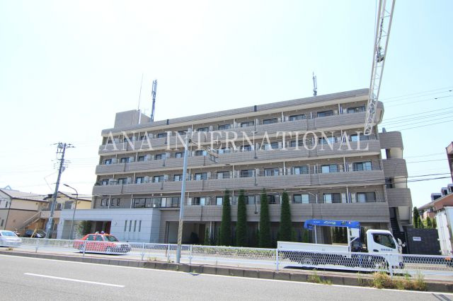 ソサエティ南行徳の外観