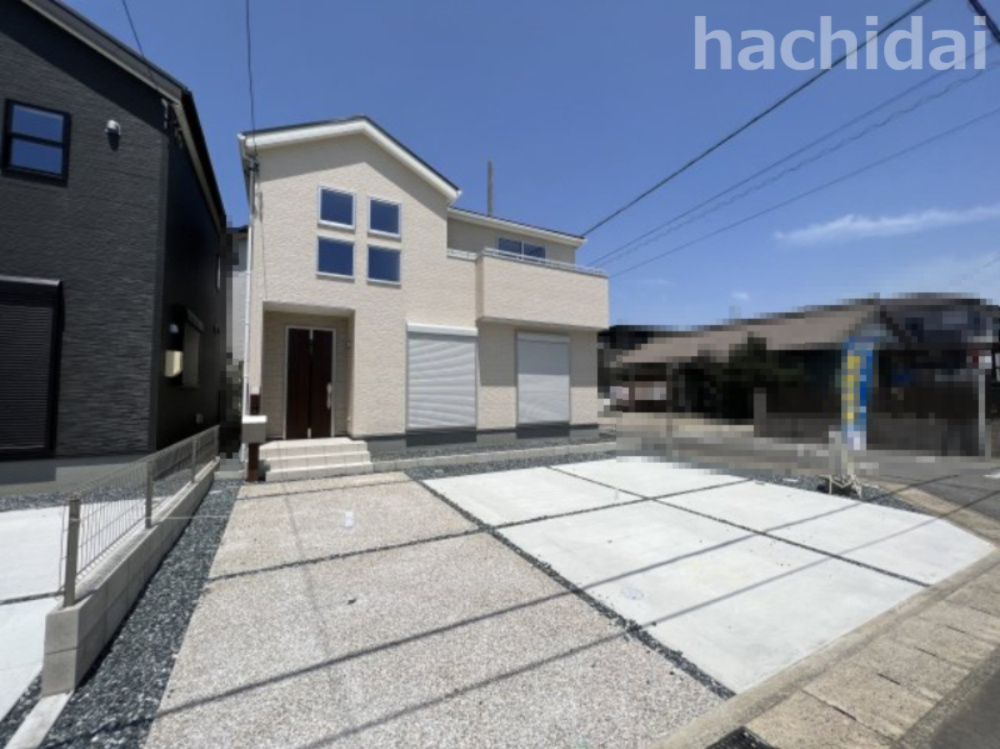 碧南市霞浦新築戸建　3号棟の駐車場|駐車場があるので、車を買う予定の方も安心です