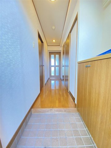 メルベーユサカイの玄関