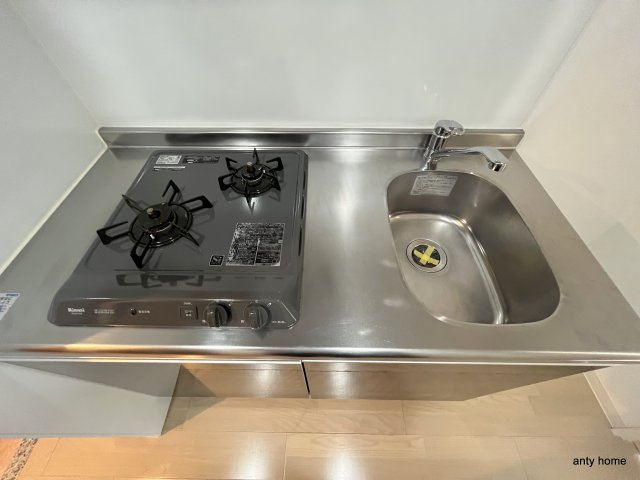 Luxe三国2　仲介手数料無料のキッチン