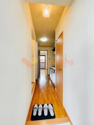 【玄関】 | レクルスコートA | 収納もある玄関です