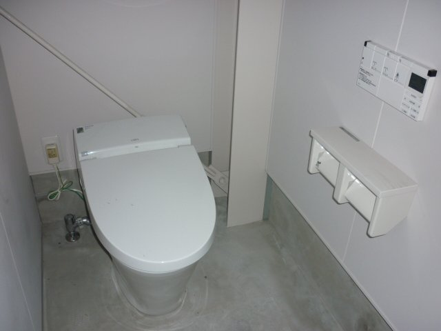 千々賀貸店舗のトイレ