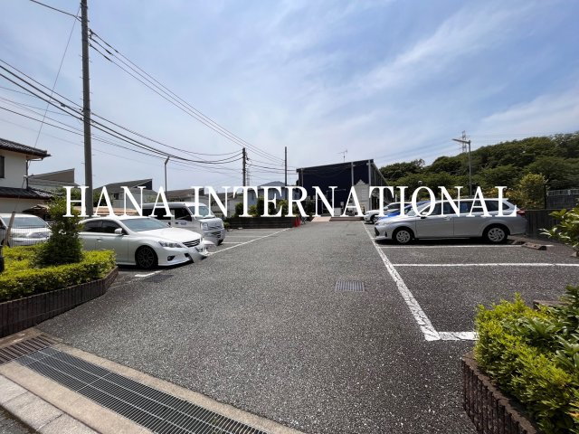 レオパレスＨＳＩ　ＲＩＶＥＲⅡの駐車場