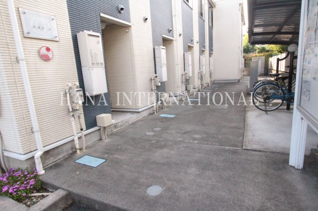 レオネクストジゴジ３のエントランス