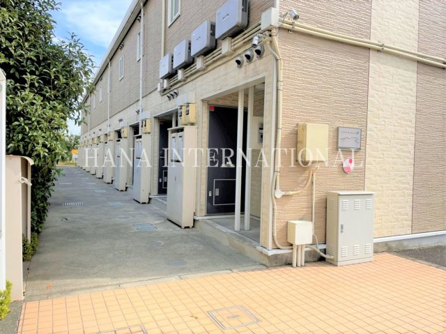 レオパレスＯ　ｔｗｏのエントランス