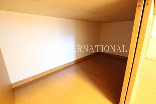 レオパレスＯ　ｔｗｏの収納