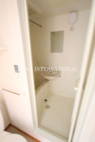 レオパレスカシオペアの浴室