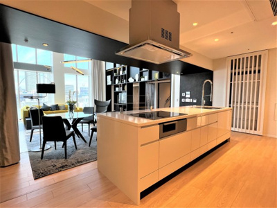 【その他共用部分】 | プレミストタワー靱本町 | こちらは19階のラウンジ