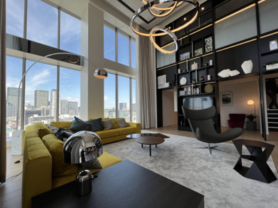 【その他共用部分】 | プレミストタワー靱本町 | こちらは19階のラウンジ