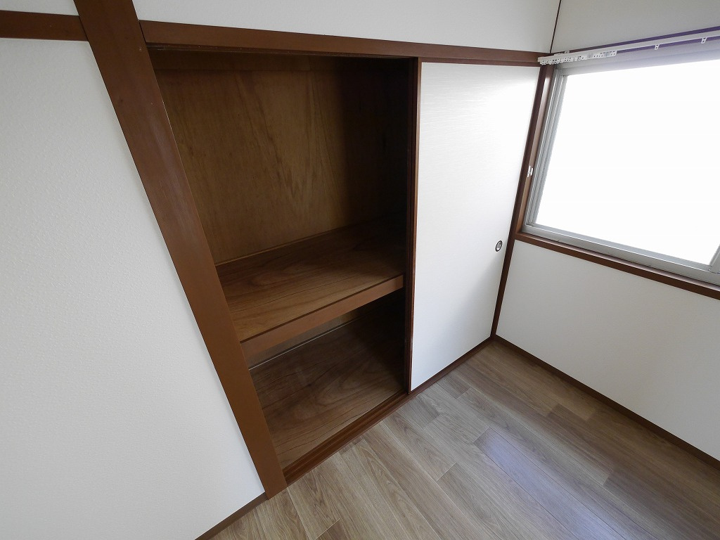 東垂水3丁目貸家の収納