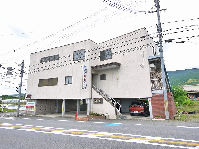 天理市柳本町店舗の外観