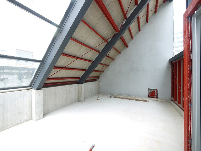 アルファサイトの内装