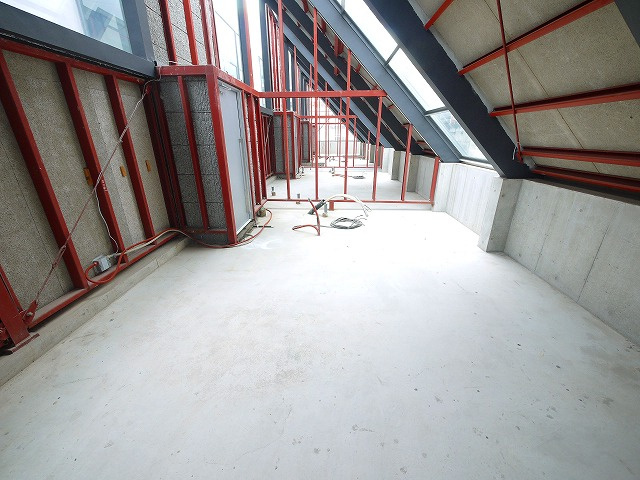 アルファサイトの内装