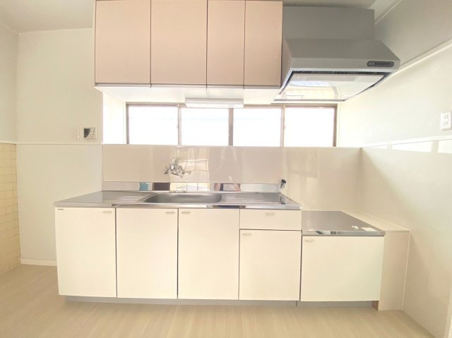 柳川市本町の中古一戸建のキッチン