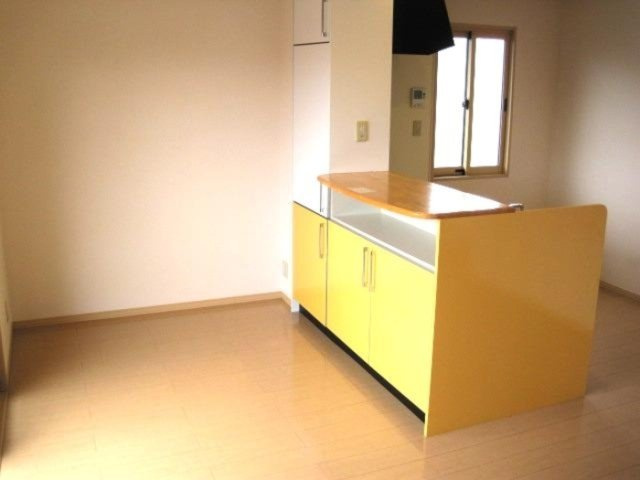 サンヴィレッジ田尻 Ｂ棟の居間・リビング|LDK