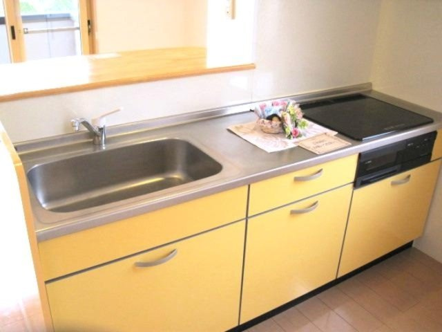 サンヴィレッジ田尻 Ｂ棟のキッチン|キッチン