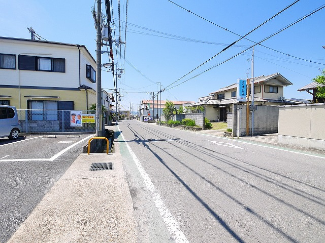 パレスナップの駐車場