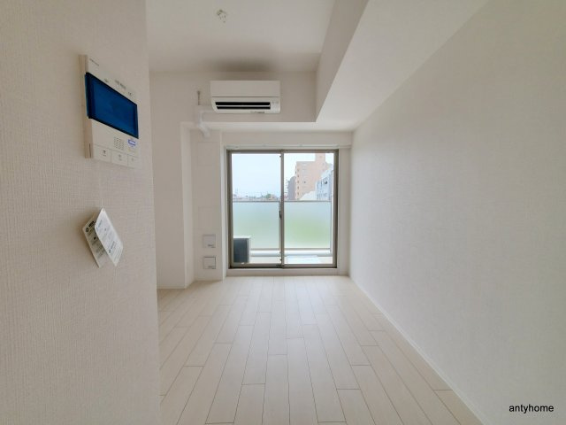 エスリード江坂セントラム 仲介手数料無料の居間・リビング