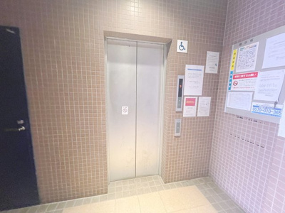 【その他共用部分】 | ラ・レジダンス・ド・江坂 | 敷地内エレベーターです