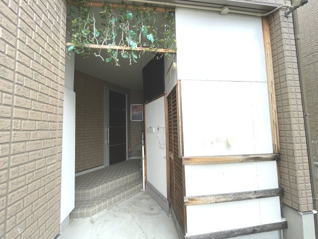 浦里5丁目森店舗の外観
