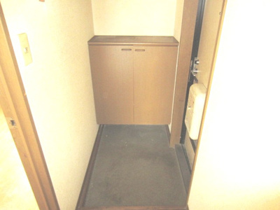 【玄関】 | ヴィラ・ロータス