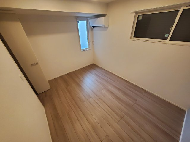 フォンテーヌBの洋室|ゆったりした洋室です