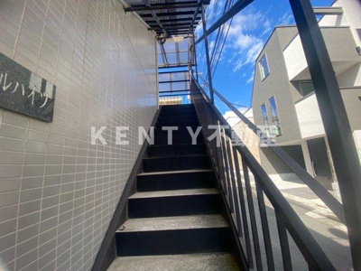 【エントランス】 | セントラルハイツ | 建物の内部です