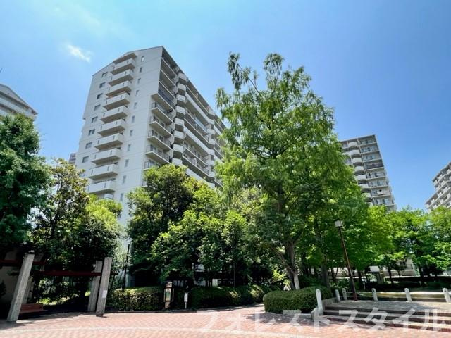 ベル・パークシティ画地Ⅱ　H棟の外観