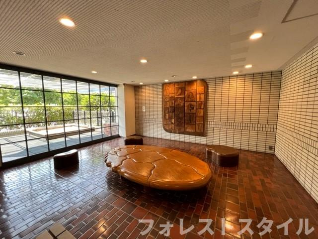 ベル・パークシティ画地Ⅱ　H棟のエントランス