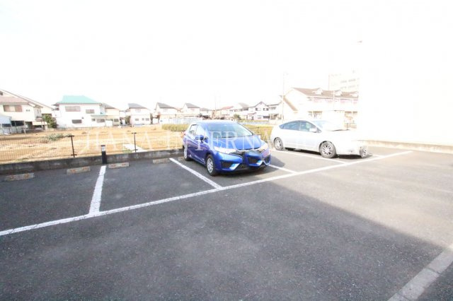 雷塚Ⅱの駐車場