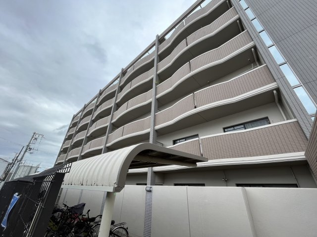 エクセレント・バーツの外観