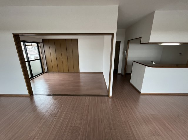 エクセレント・バーツの洋室