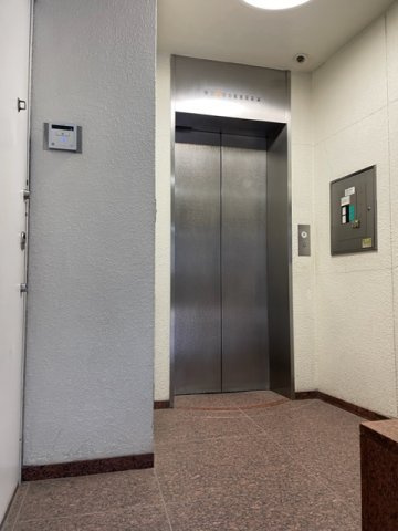 銀座シルクビルのロビー
