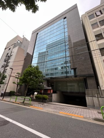 麹町シルクビルの外観